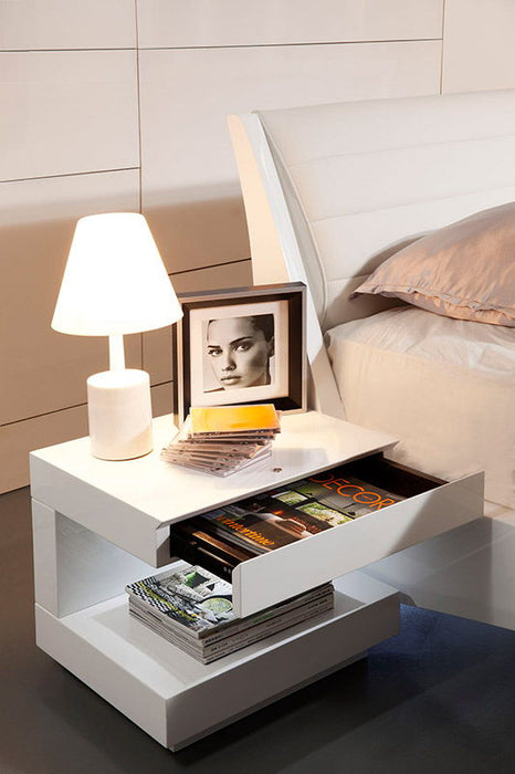 Glossy Veneer Nightstand - White