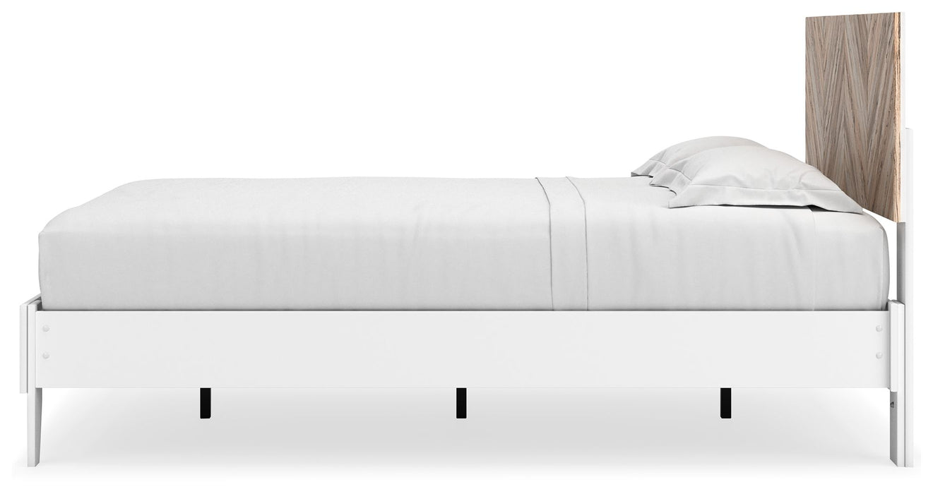 Piperton - Panel Platform Bed