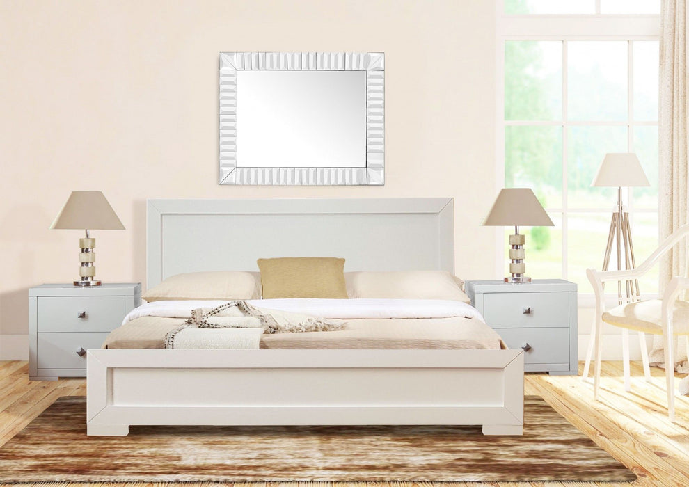 Wood Queen Platform Bed - White