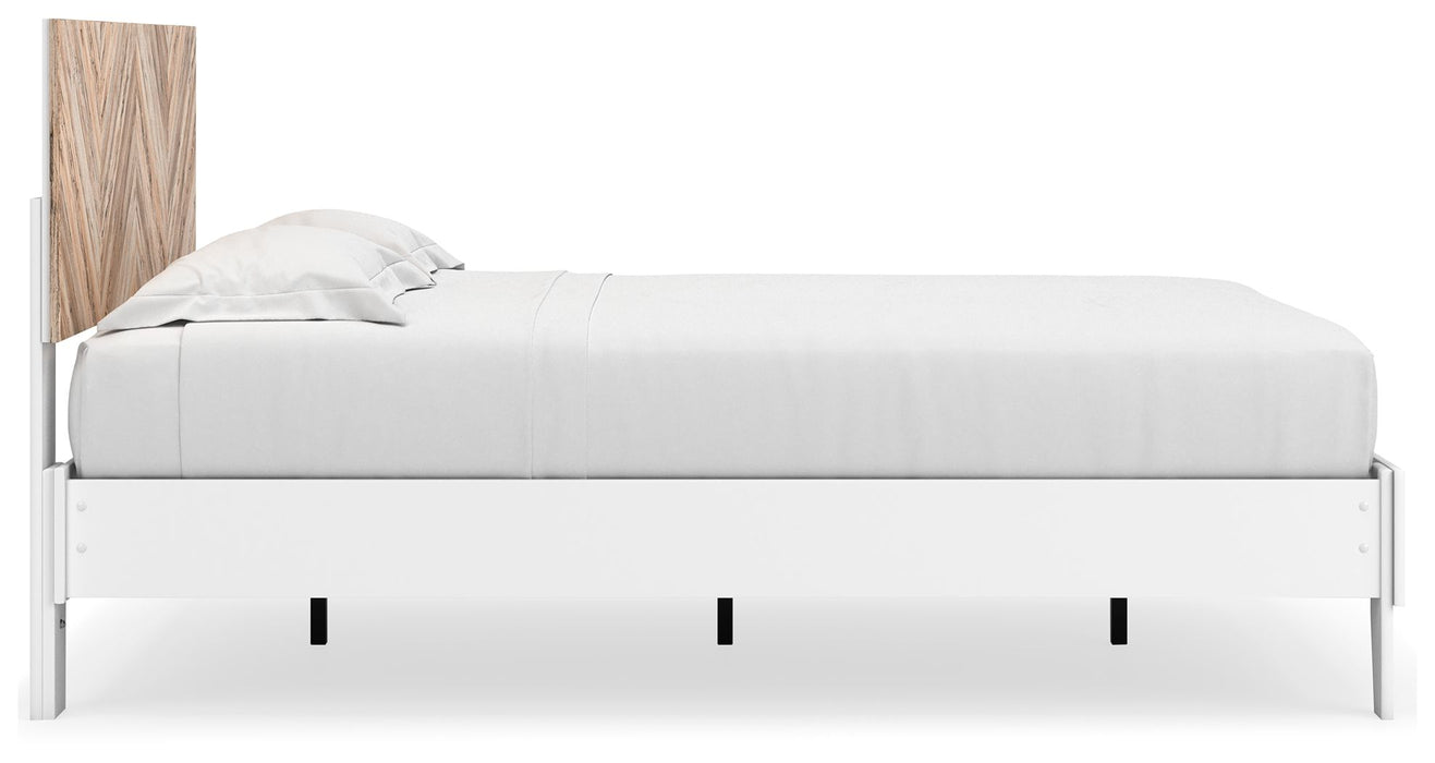 Piperton - Panel Platform Bed