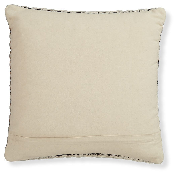 Nealington - Brown / Black/white - Pillow (Set of 4)