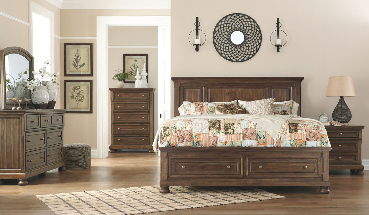 Flynnter - Panel Bedroom Set