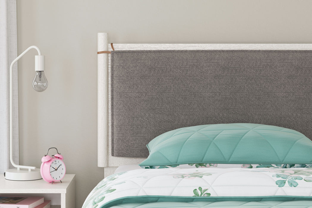 Aprilyn - Panel Headboard