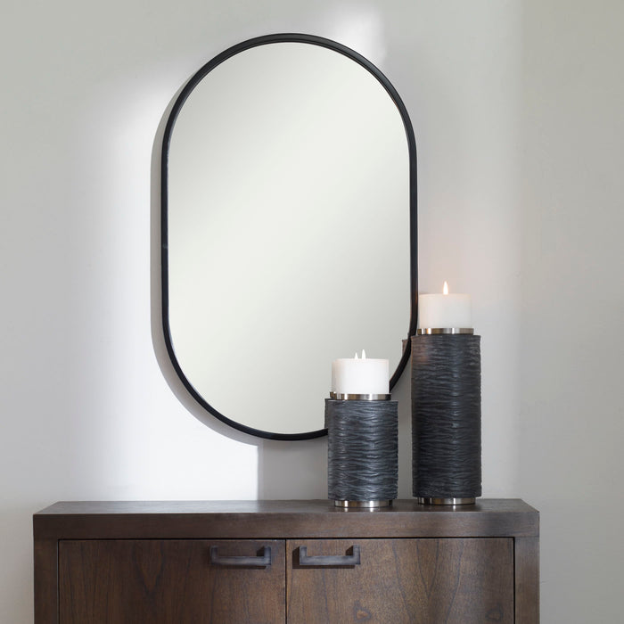 Varina - Minimalist Oval Mirror - Black