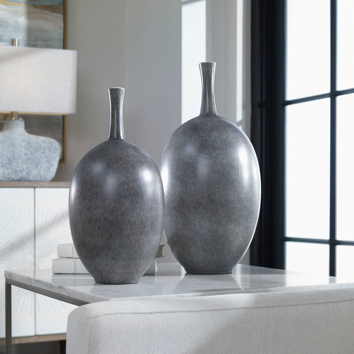 Riordan - Modern Vases (Set of 2) - Black