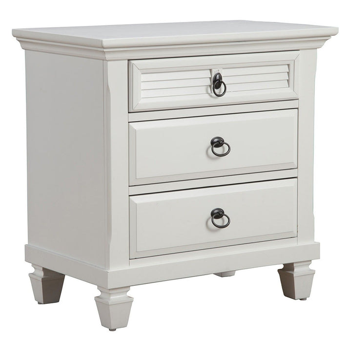 Nightstand With 3 Drawer - White Plantation