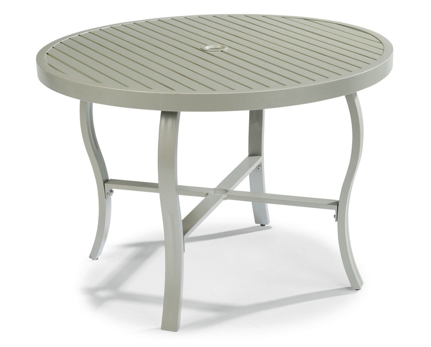 Captiva - Outdoor Dining Table - Metal