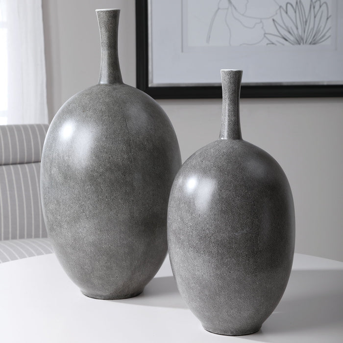 Riordan - Modern Vases (Set of 2) - Black
