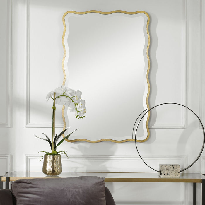 Aneta - Scalloped Mirror - Gold